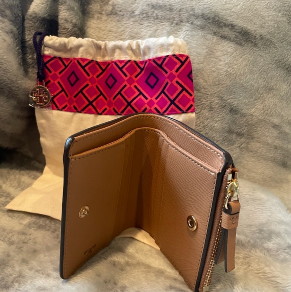 Tory Burch Wallet